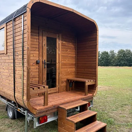 Uebernachten Im Expeditions-truck Egon *